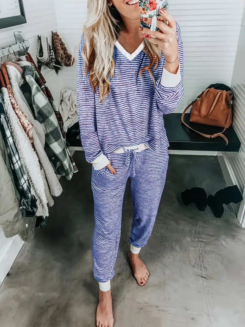 2pcs Christmas Striped V-Neck Long Sleeve Pajama Set, Autumn/Winter