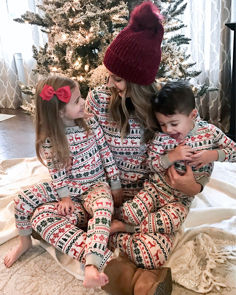 Reindeer Print Family Pajamas-Pink Laura