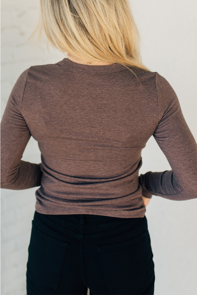 Nova Basic Long Sleeve Tee