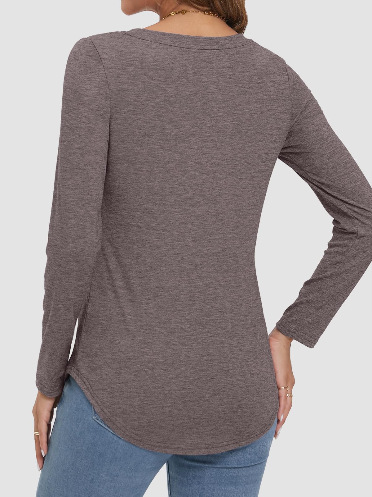 Women's V-neck Curved Hem Long Sleeve T-shirt