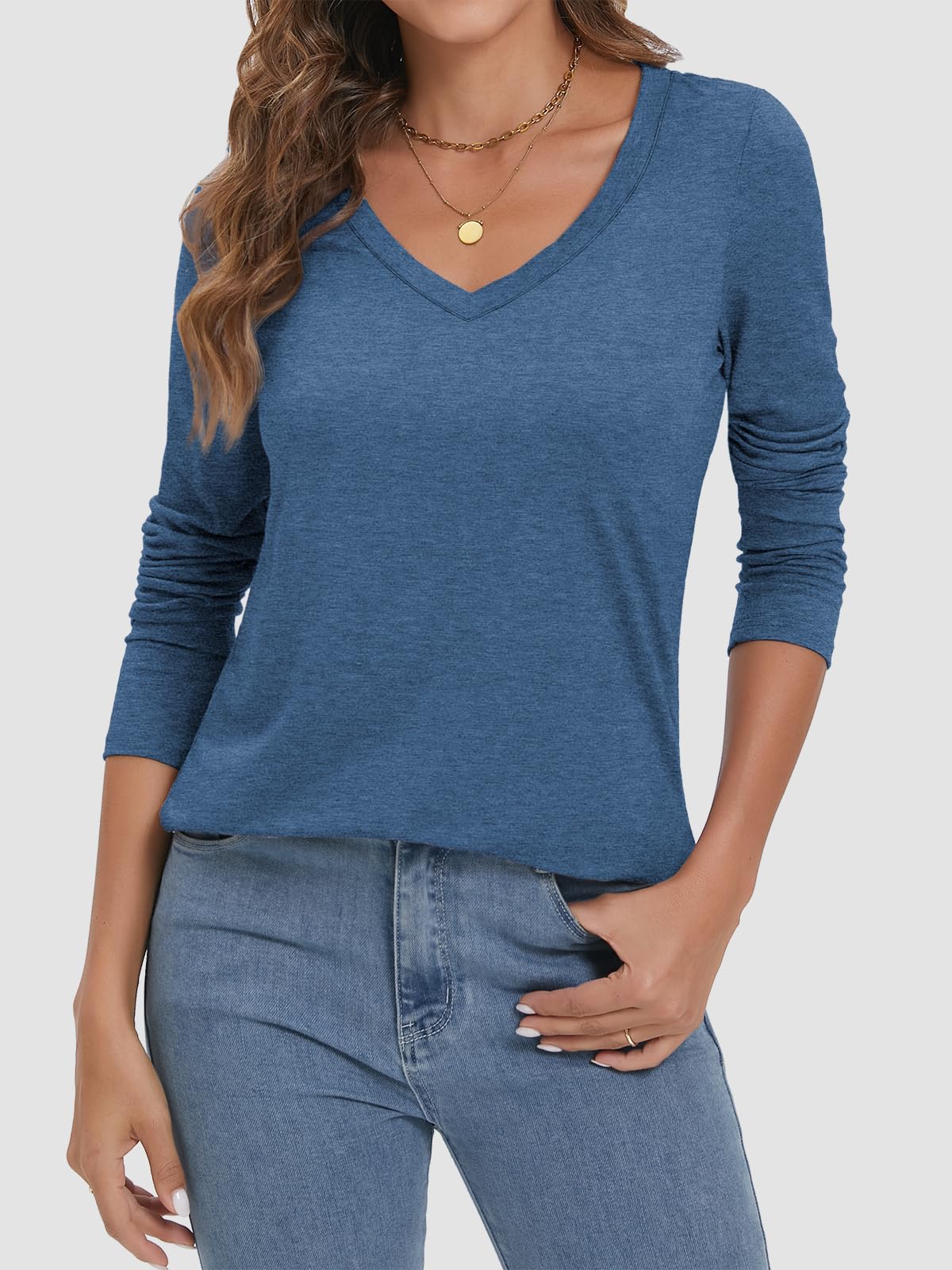 Women's V-neck Curved Hem Long Sleeve T-shirt