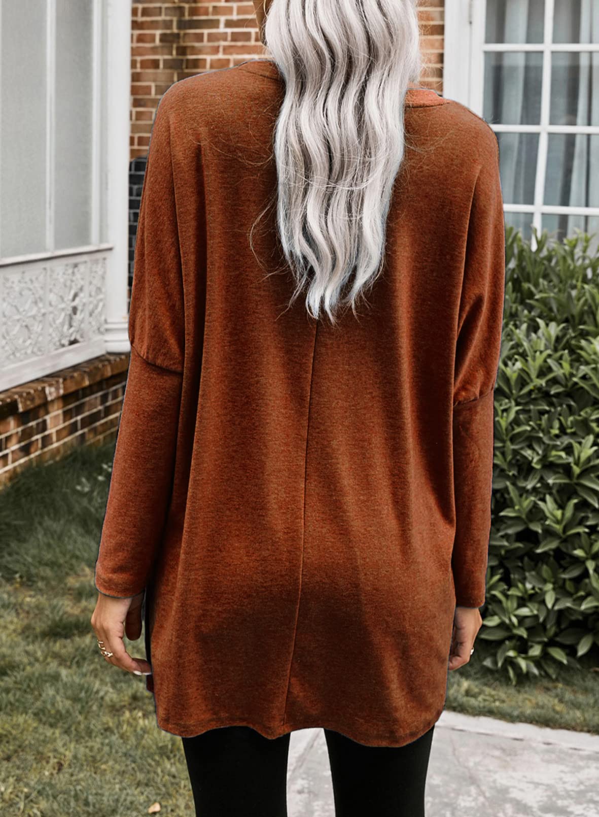 Women's Casual Long Sleeve Lightweight T-Shirt Top with Pockets