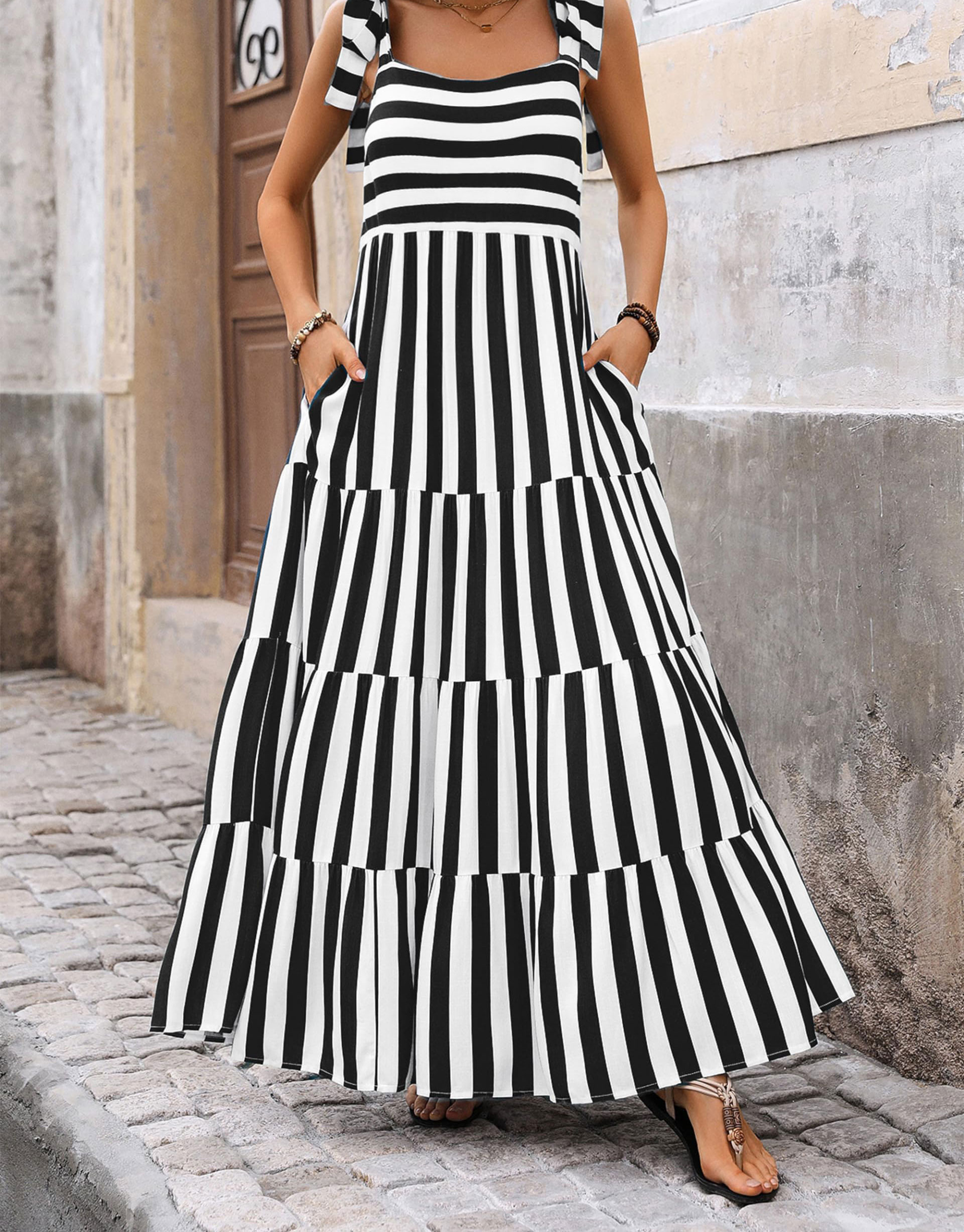 2024 Casual Sleeveless Spaghetti Strap Maxi Dress(Buy 2 Free Shipping)