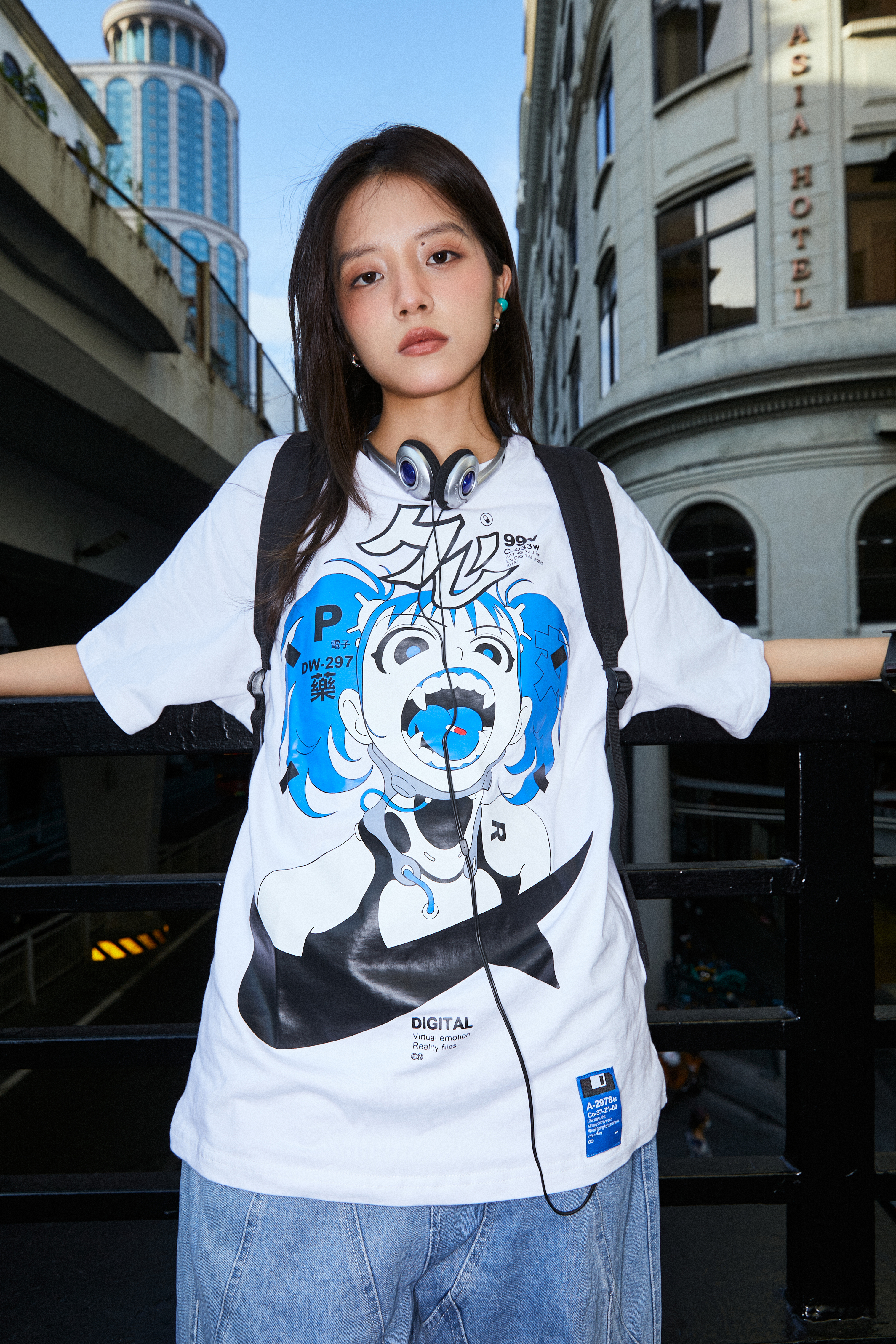 PROGRAM PILL t-shirt