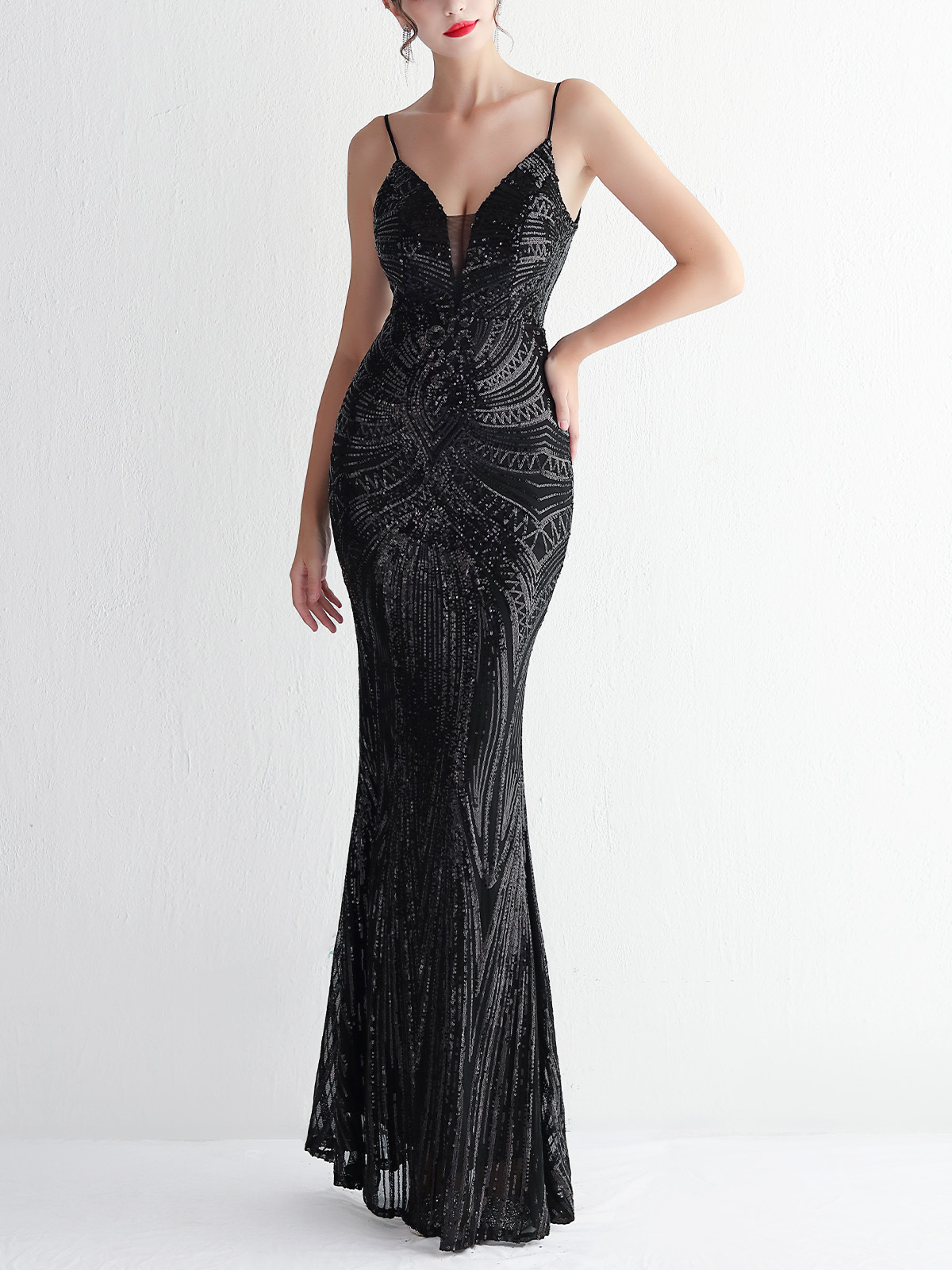 Mesh Inserted Sequin Embellished V-Neck Open Back Mermaid Maxi Gown