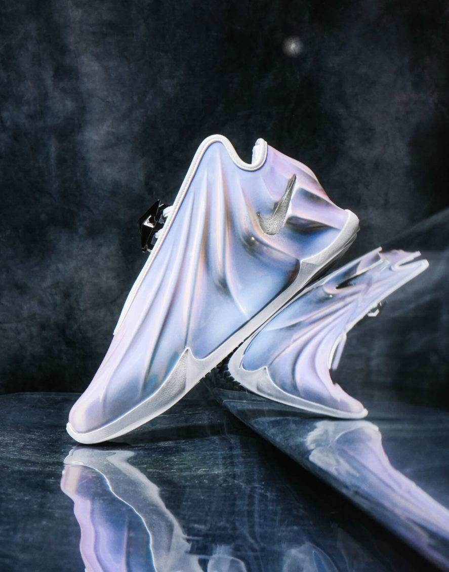 Men's Gradient Gloss Sneakers