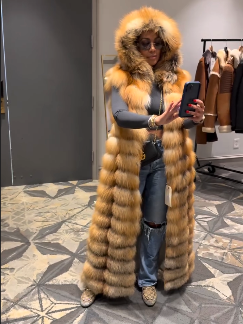 Women's Warm Fox Fur Hooded Long Vest