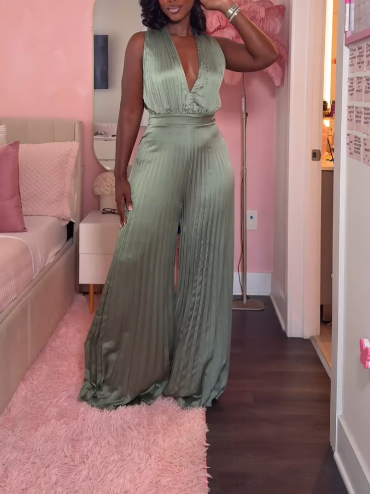 Elegant V-Neck Pleated Jumpsuit
