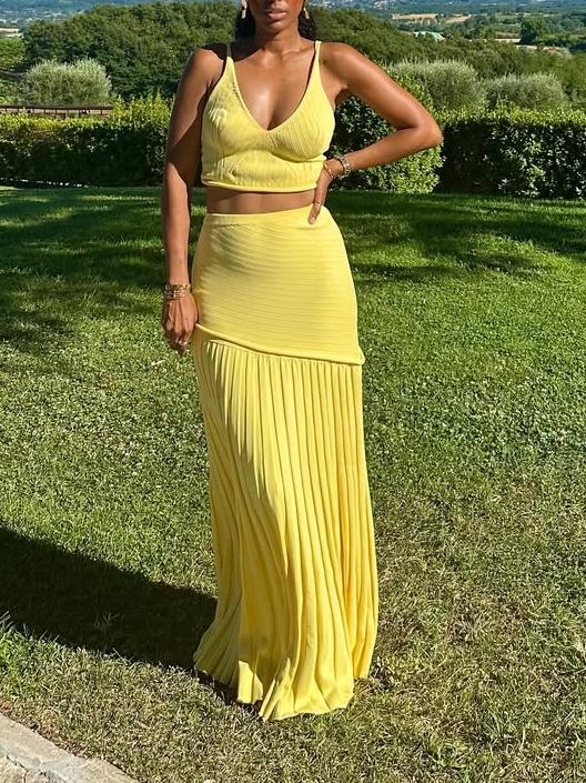 Elegant Yellow Pleated Skirt Two-piece Set