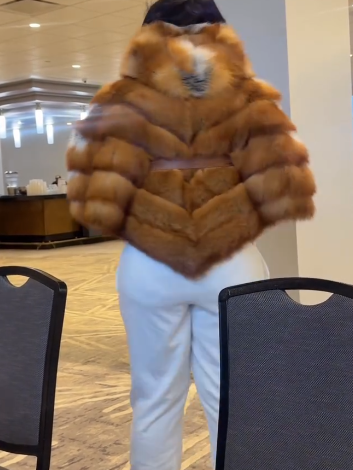 Women's Elegant Red Fox Fur Ponchos