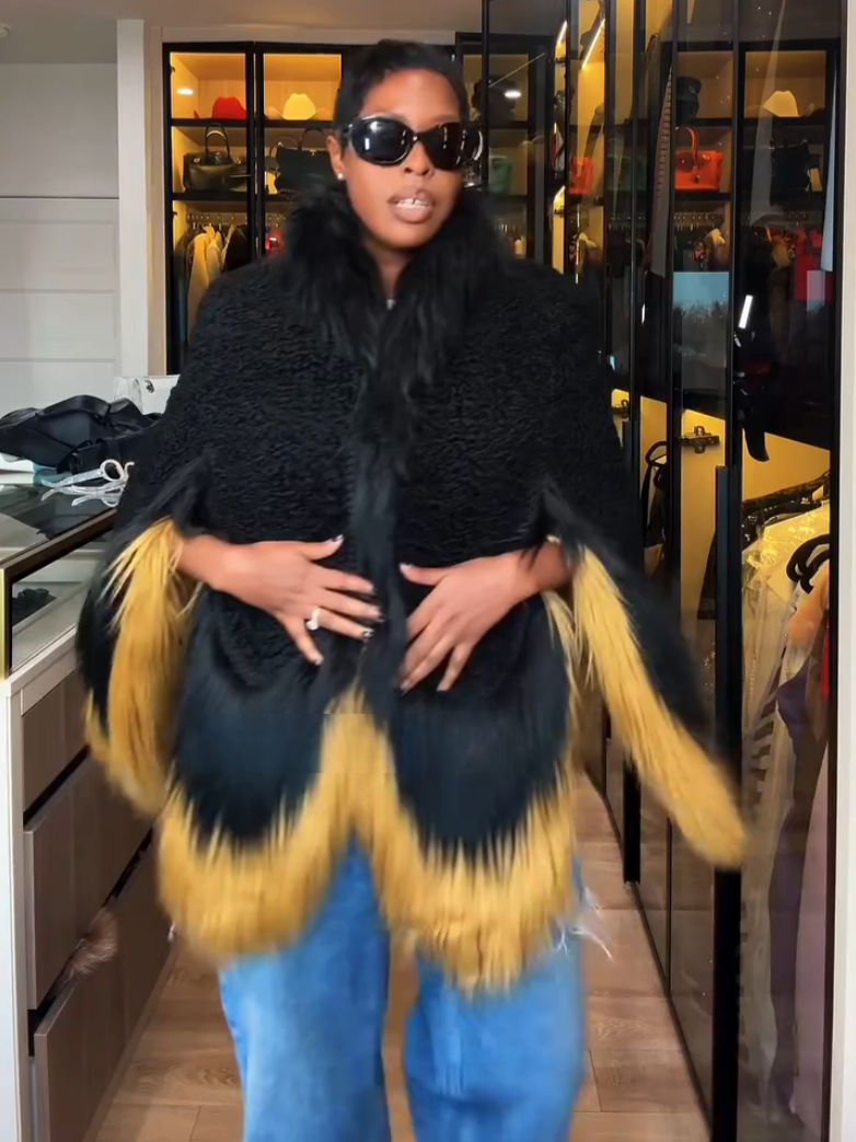 Stunning Flower Black Fox Fur Plush Jacket