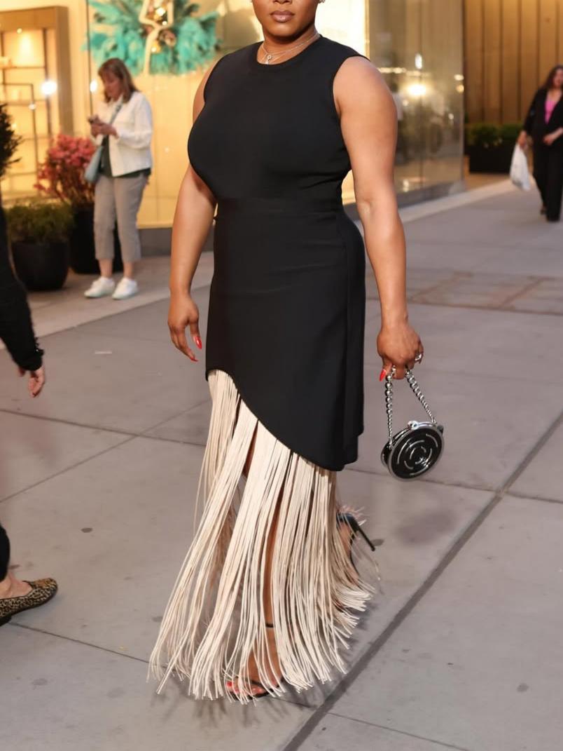 Elegant Black Sleeveless Fringed Floating Dress