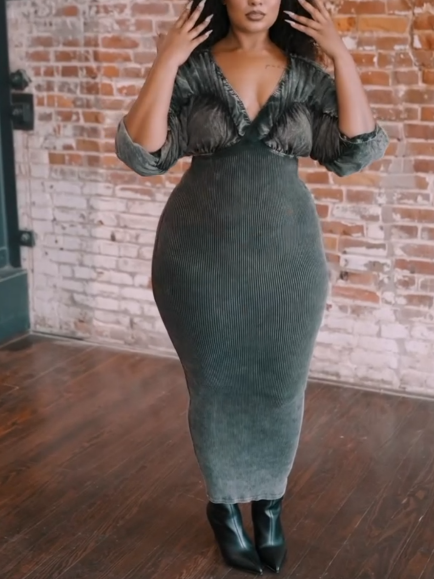 Sexy Pleated V-Neck Long Sleeve Dress