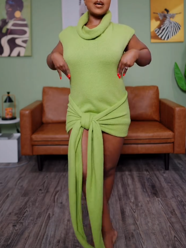 Green Kink Turtleneck Knit Dress