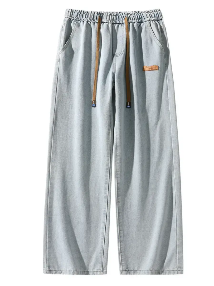 Men’s Straight-Leg Jeans