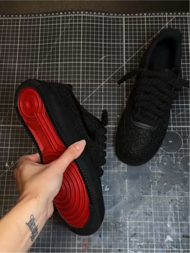 Men's Black Shiny Low-Top Sneakers