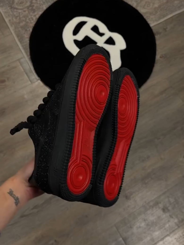 Men's Black Shiny Low-Top Sneakers