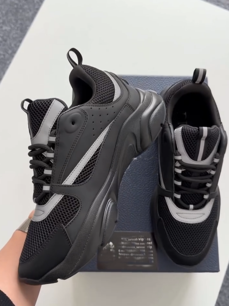 Men's Black Casual Chic Sneakers