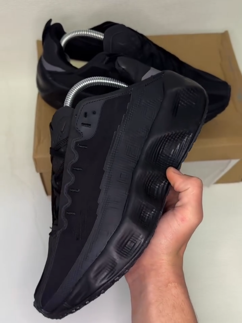 Casual Black Breathable Sneakers