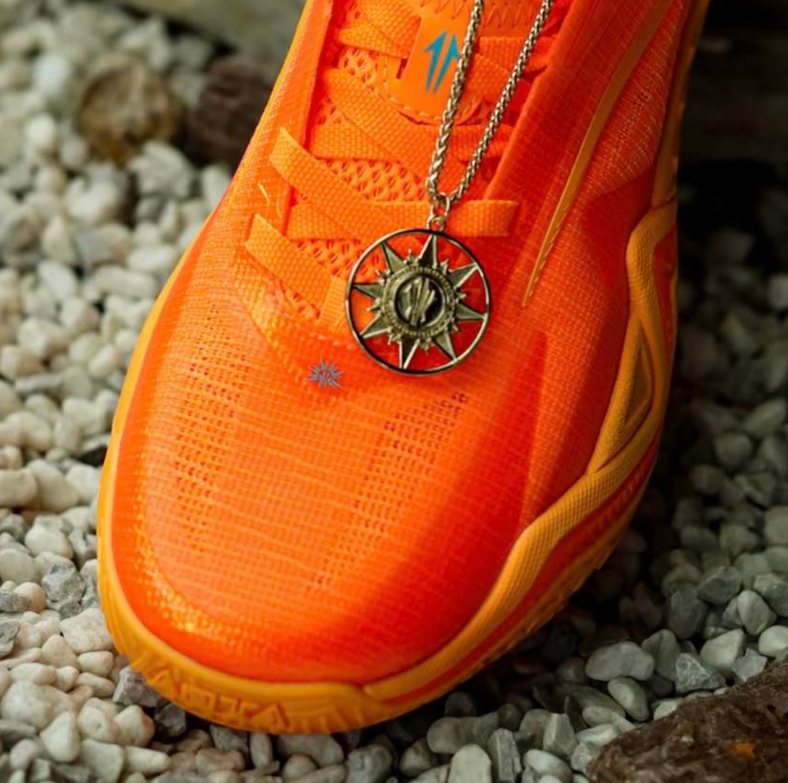Orange Breathable Men's Basketball Shoes