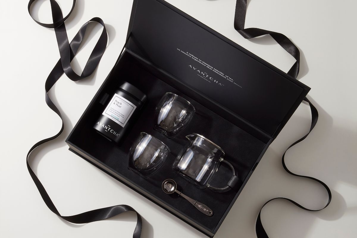 Connoisseur's Tea Set - Thumbnail 2