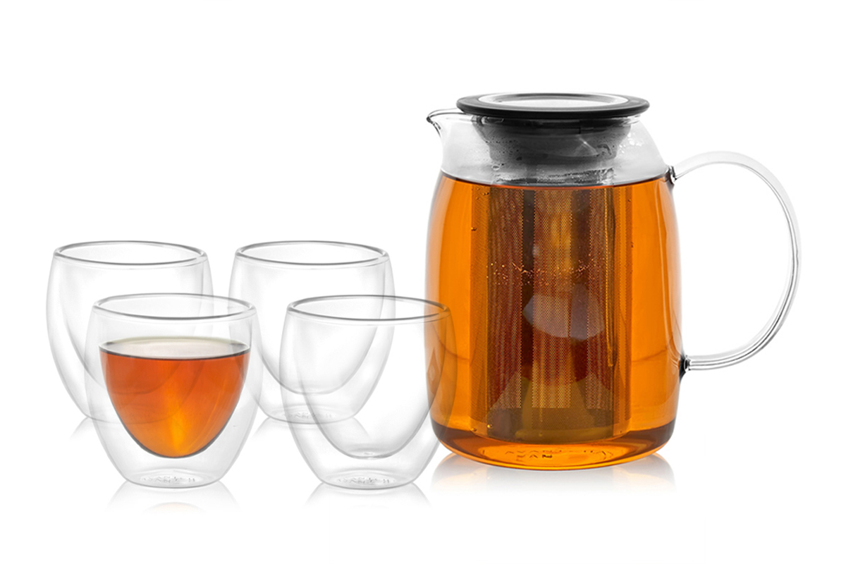 A tea set featuring the Kata Teapot and four Double Wall Cups, designed for elegant everyday tea rituals and sharing