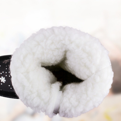 Jagute™ Modische, super rutschfeste, verdickte Schneestiefel mit Schneeflockenmuster