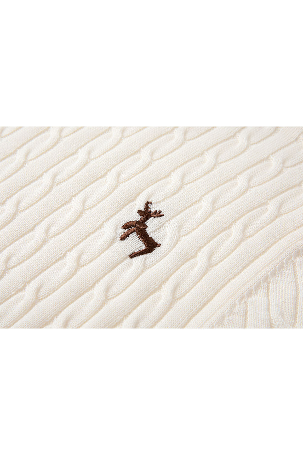 Straight Shoulders Round Neck Embroidered Sweater
