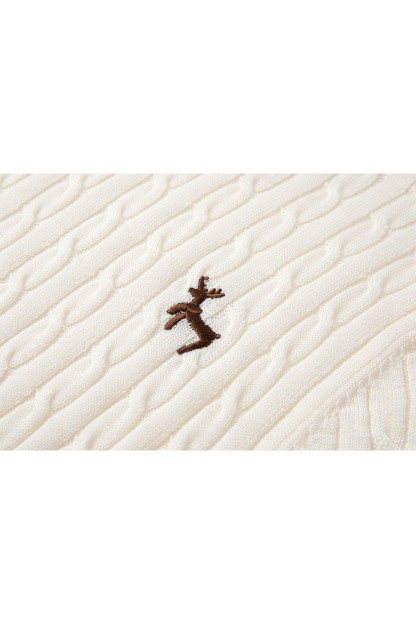 Straight Shoulders Round Neck Embroidered Sweater