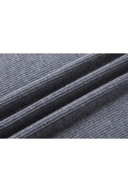 Minimalist Contrast Color Slim Sweater