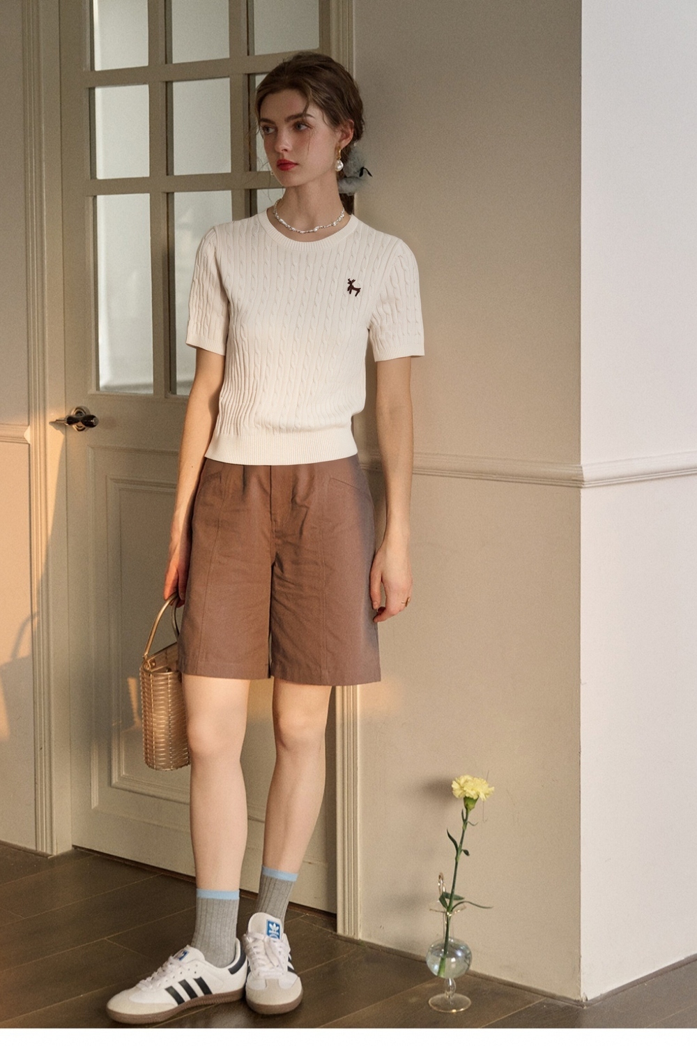 Straight Shoulders Round Neck Embroidered Sweater