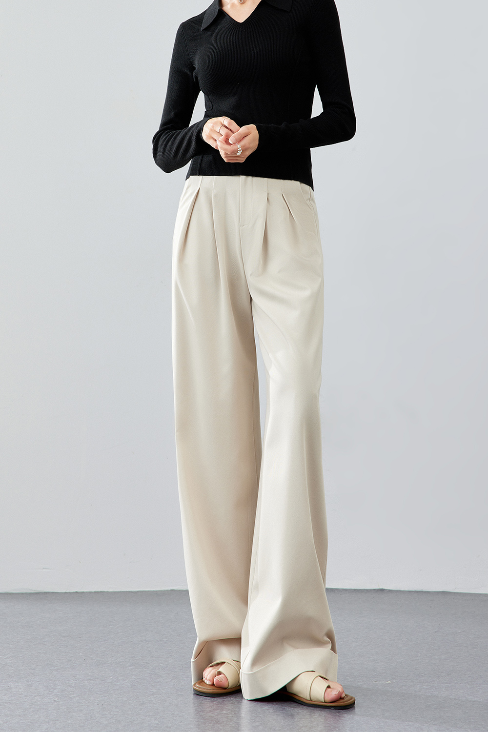 Mid Rise Wide Leg Trousers