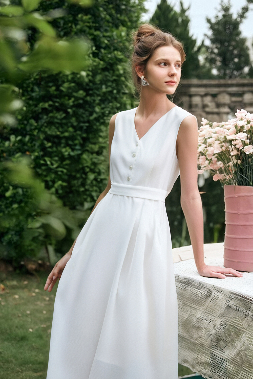 Elegant V-Neck Straight Dress