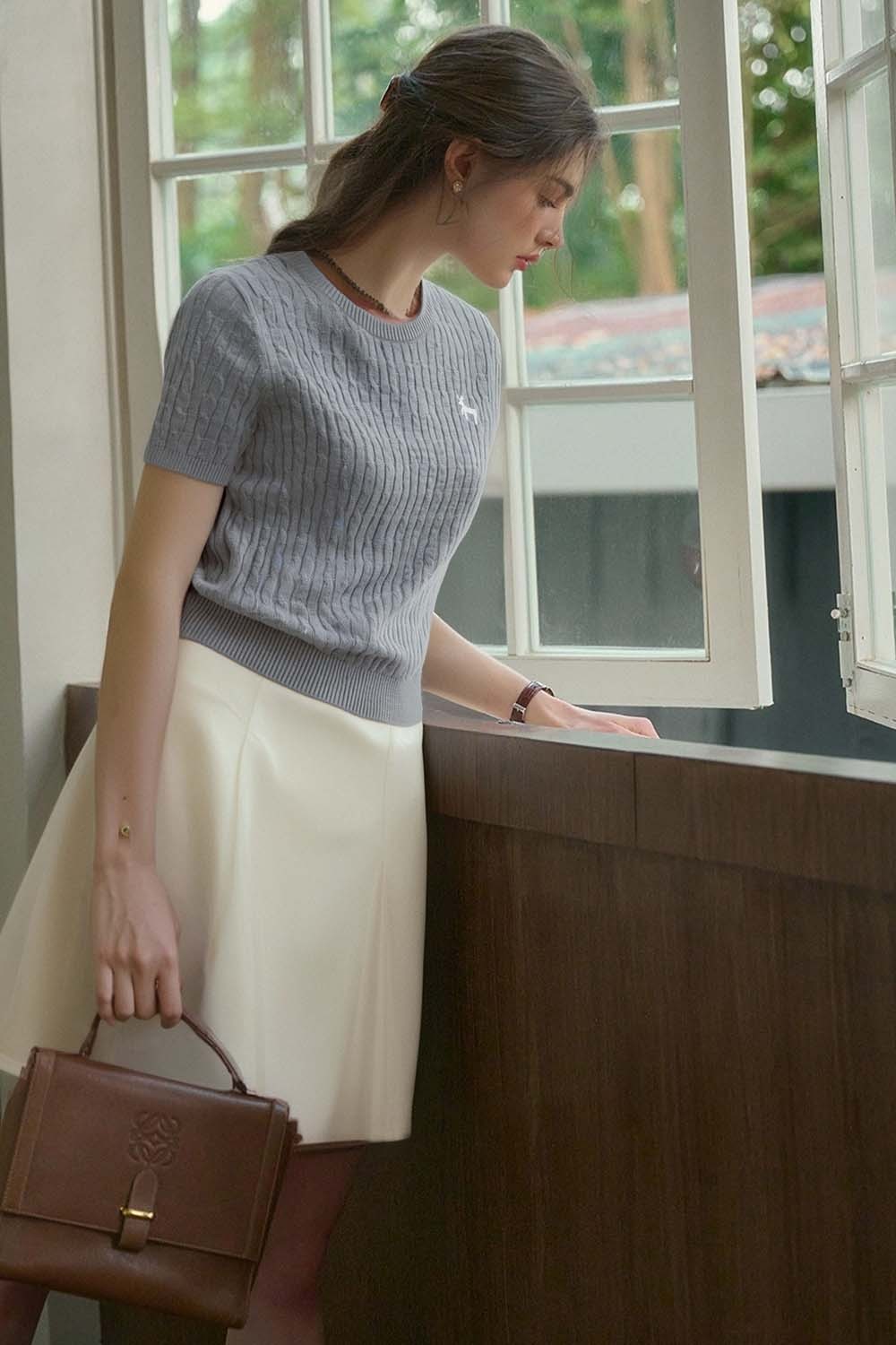Straight Shoulders Round Neck Embroidered Sweater