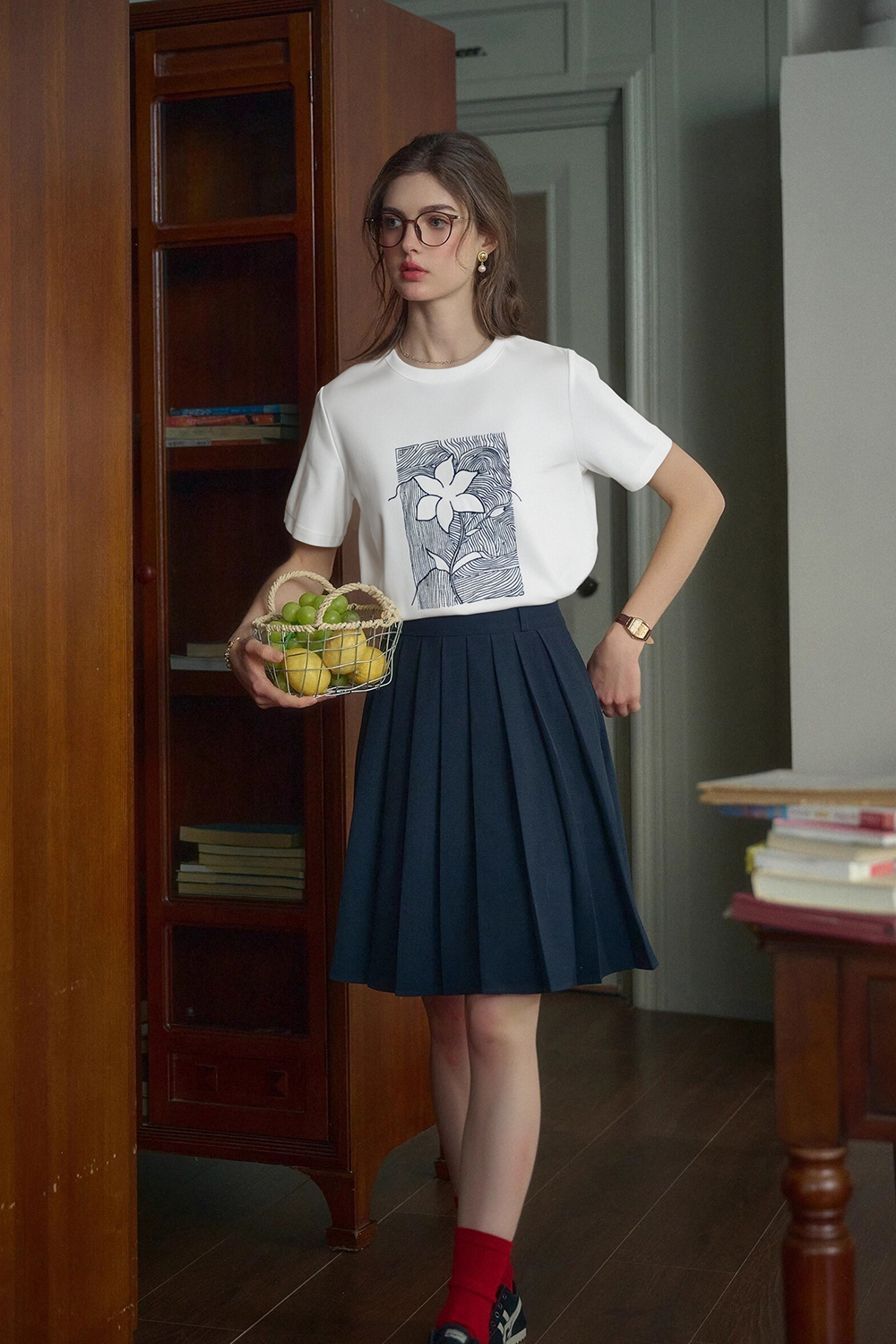 100% Cotton Flower Embroidered T-Shirt