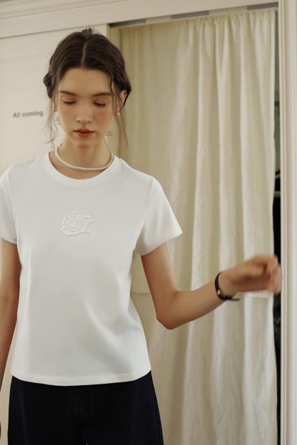 Toothbrush Embroidered Flower Design Loose T-Shirt