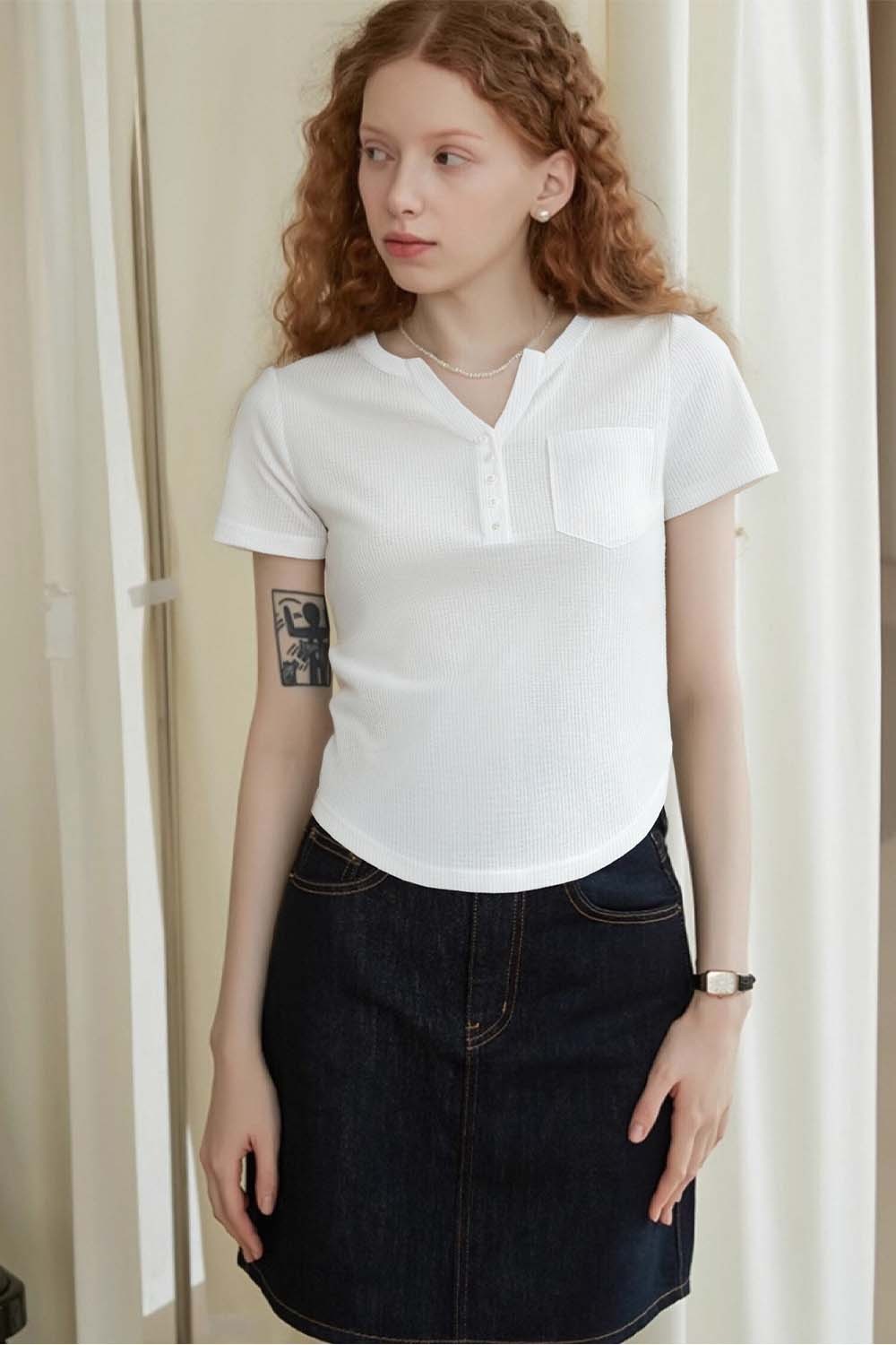 Round Neck Half-Open Loose T-Shirt