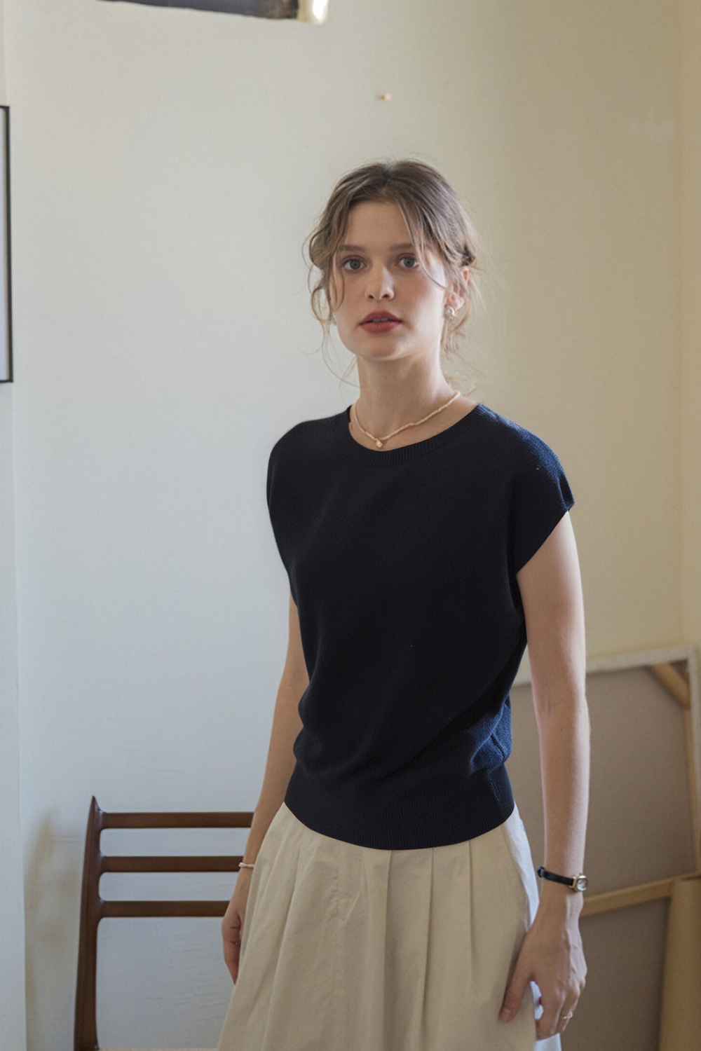 Sleeveless Round Neck Sweater