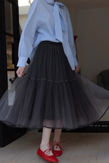 Double-Layered Mesh Puffy Skirt