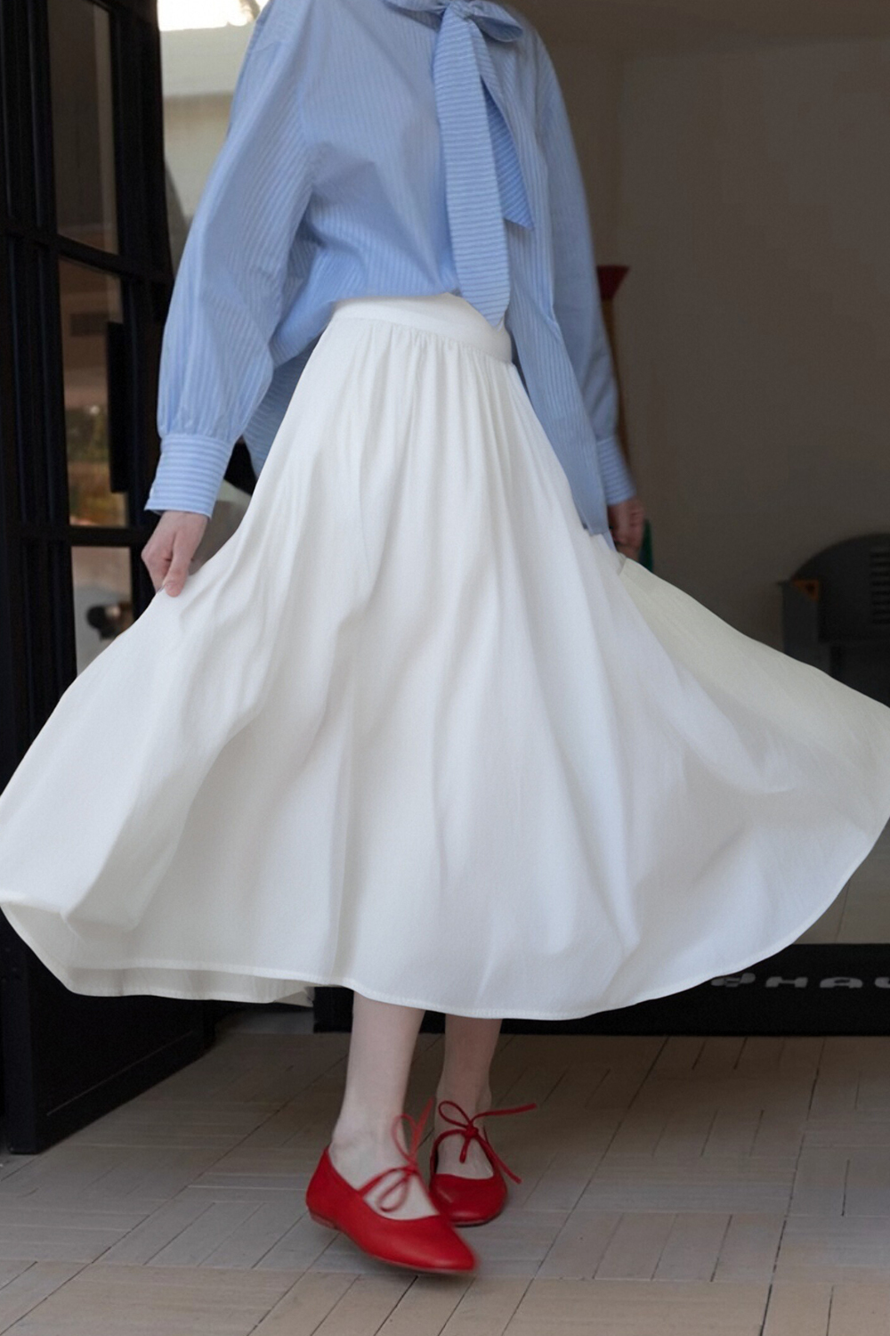 Soft And Loose Woven Umbrella Skirt