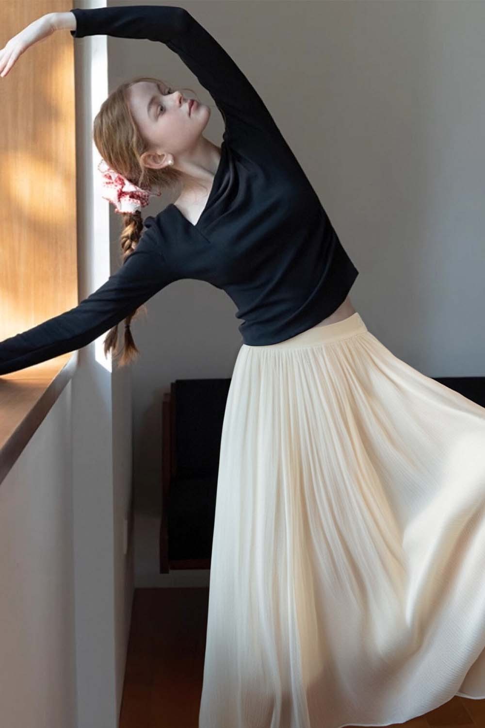 Lightweight And Flowing Loose Skirt