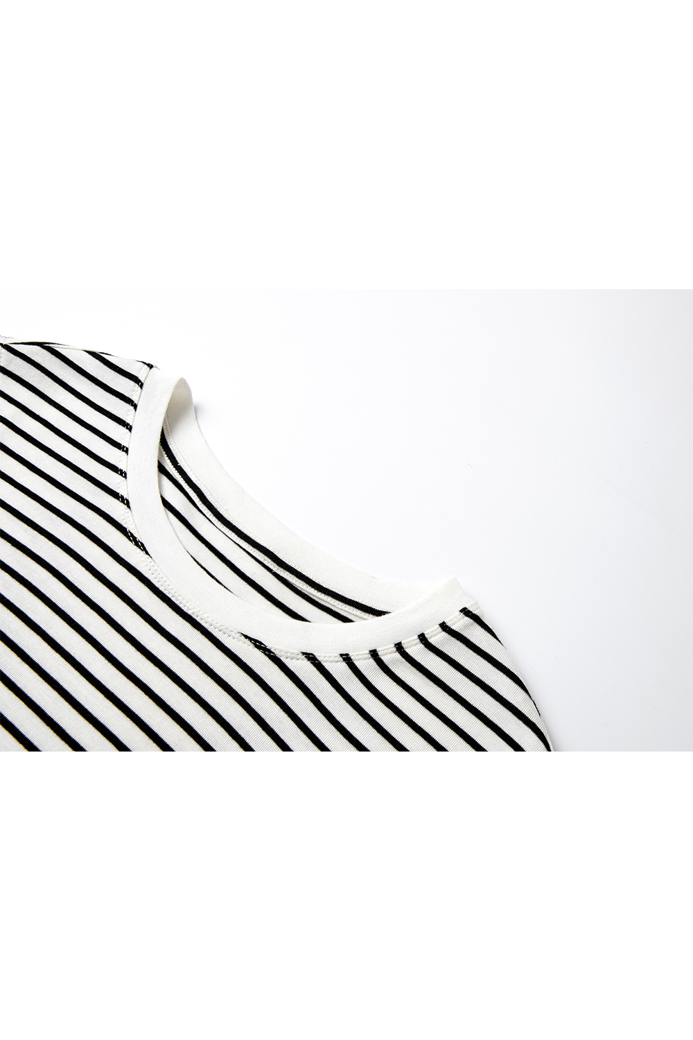 Lycocell Black And White Striped T-Shirt