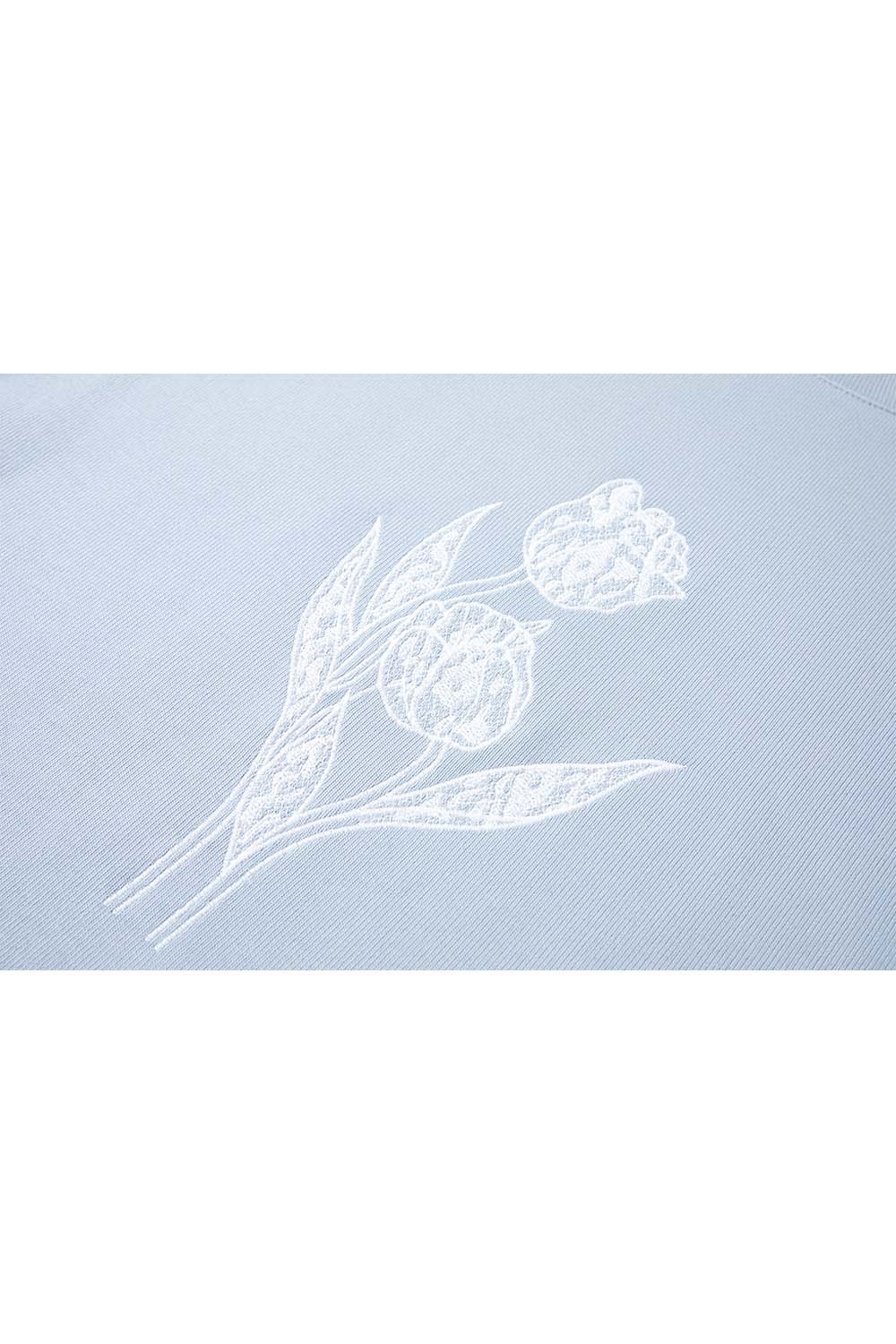 Floral Embroidered Sweatshirt