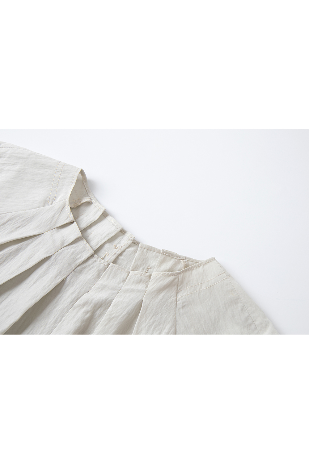 Fashionable Design Pleated Shirt