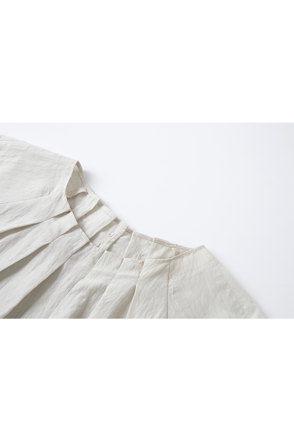 Fashionable Design Pleated Shirt