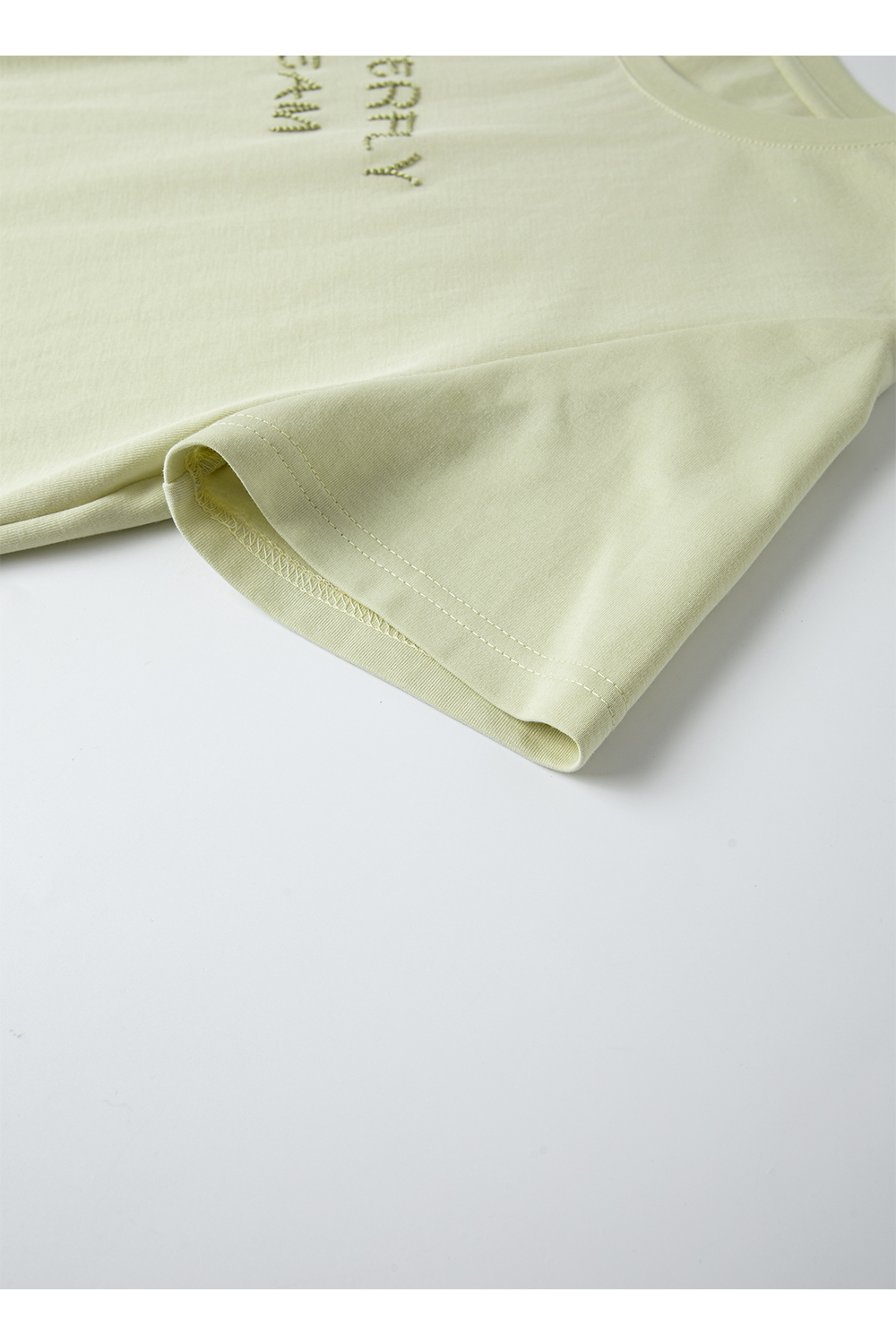 Embossed Texture Feel Embroidered T-Shirt