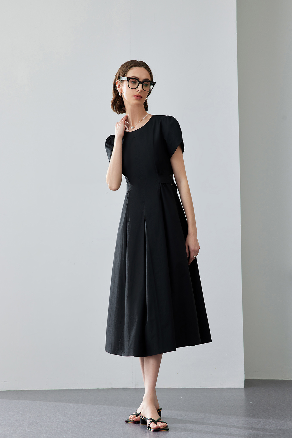 Sophisticated Round Neck Dress
