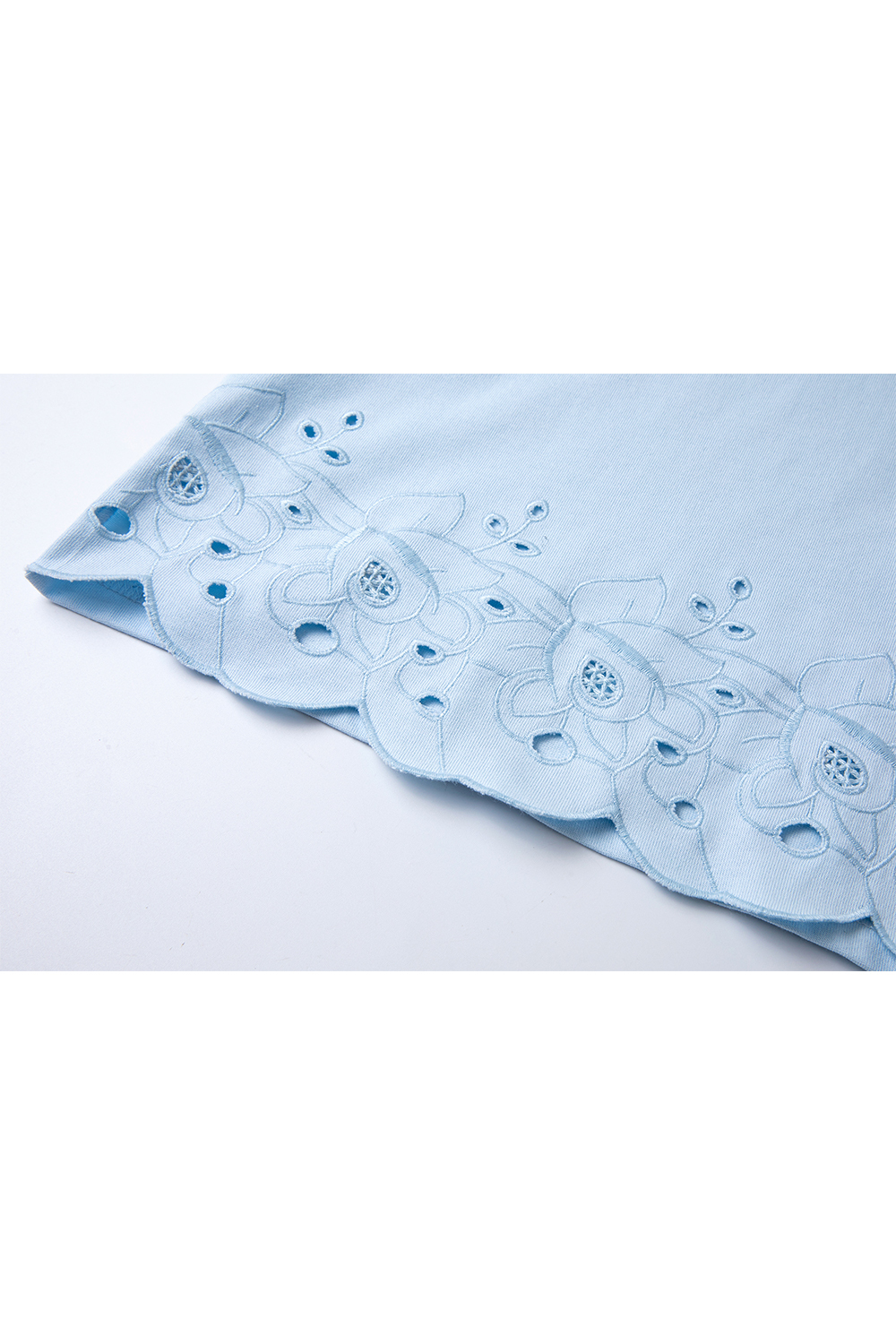 Soft Lace Long-Sleeved T-Shirt