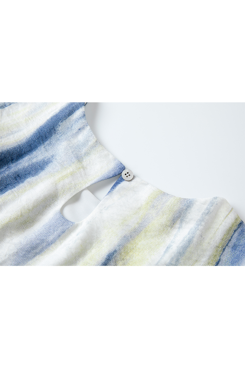 Stylish And Elegant Round Neck Shirt