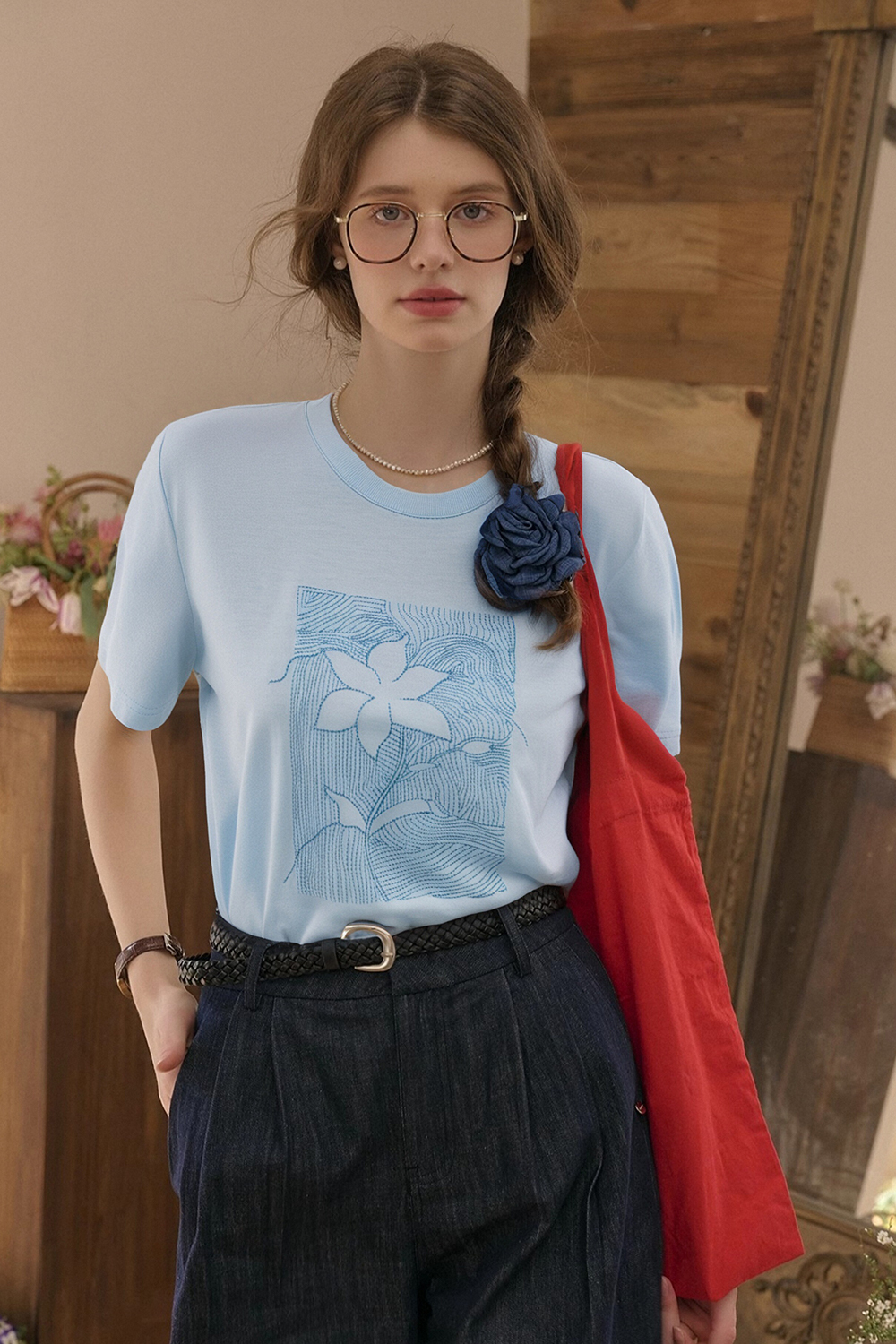 100% Cotton Flower Embroidered T-Shirt